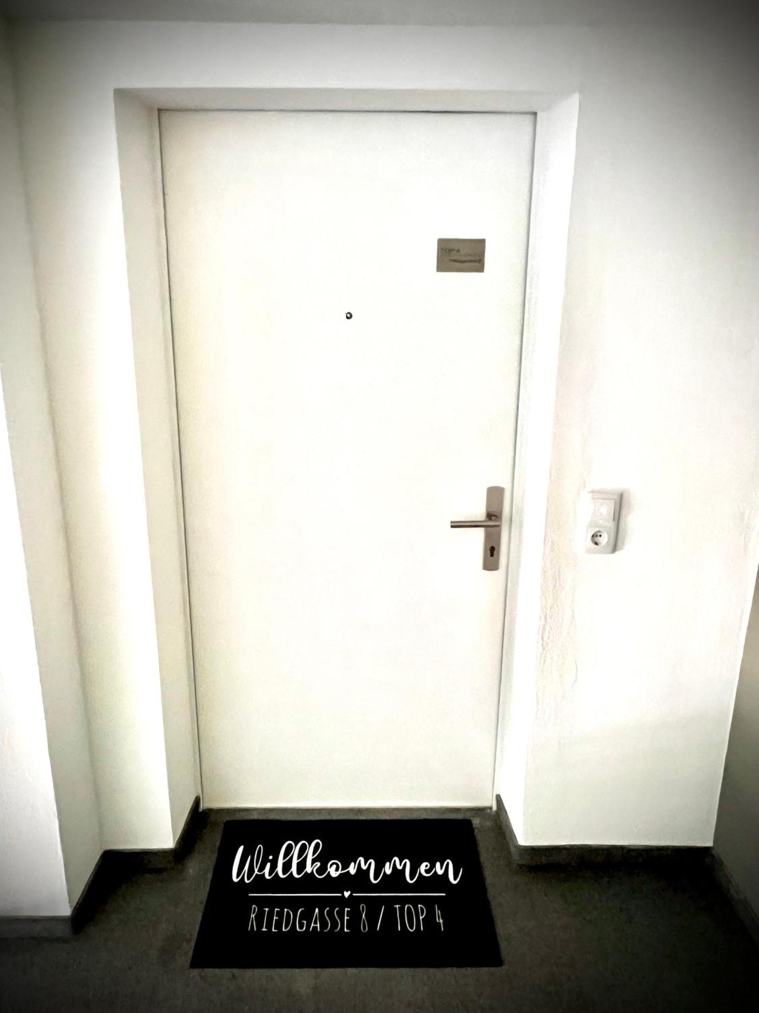 Crimson Cottage Apartments ดอร์นเบิร์น ภายนอก รูปภาพ